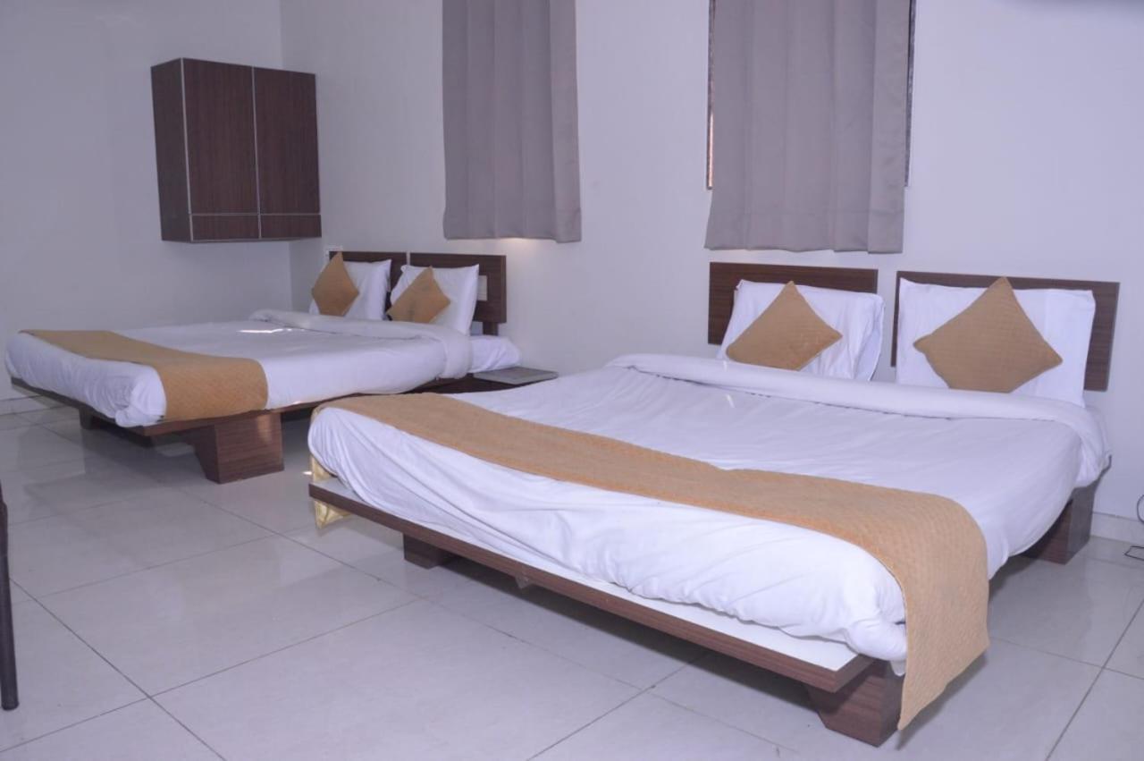 Hotel Indrani Chittorgarh Екстер'єр фото
